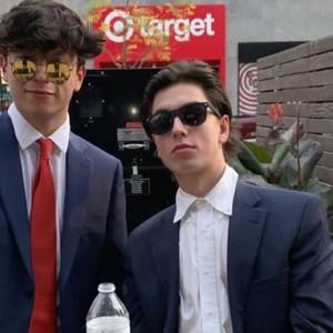 Meet your Posher, Cj